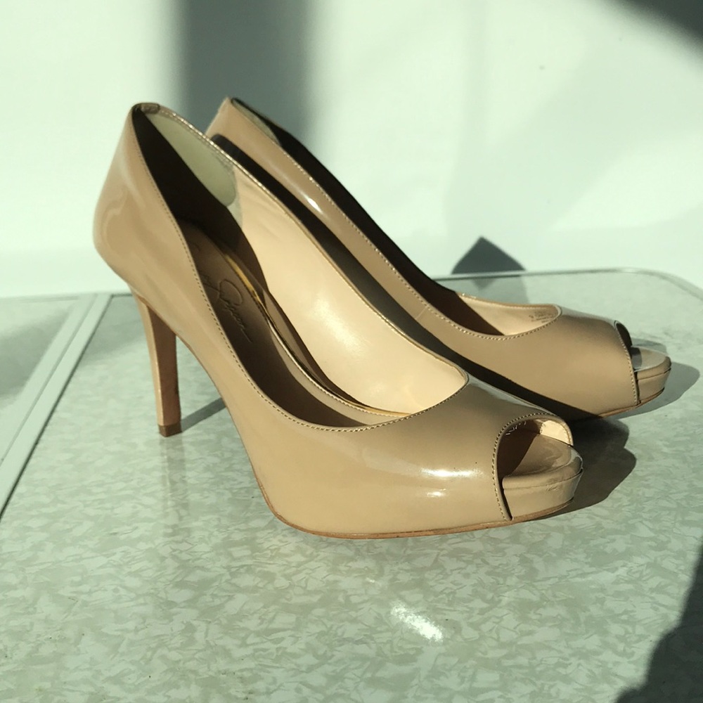 Nude peep toe platform pumps (size 9.5)